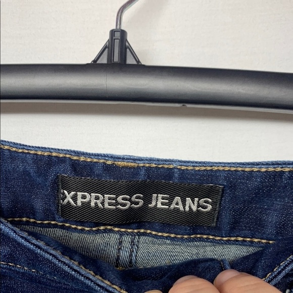 Express Jeans Women's Denim Shorts - Picture 4 of 6